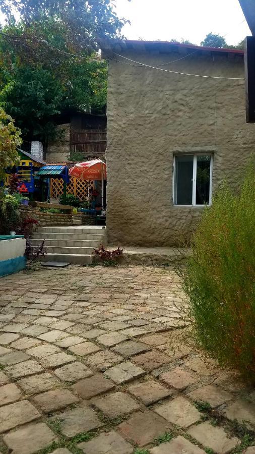 Nata Host Old Tbilisi Apartment Bagian luar foto
